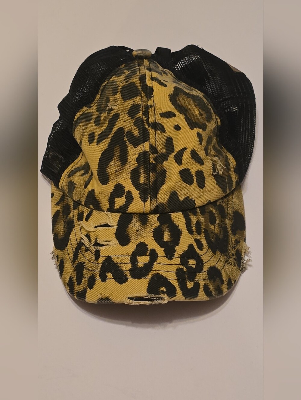 Leopard & Black Trucker Hat Worn Once Excellent Condition